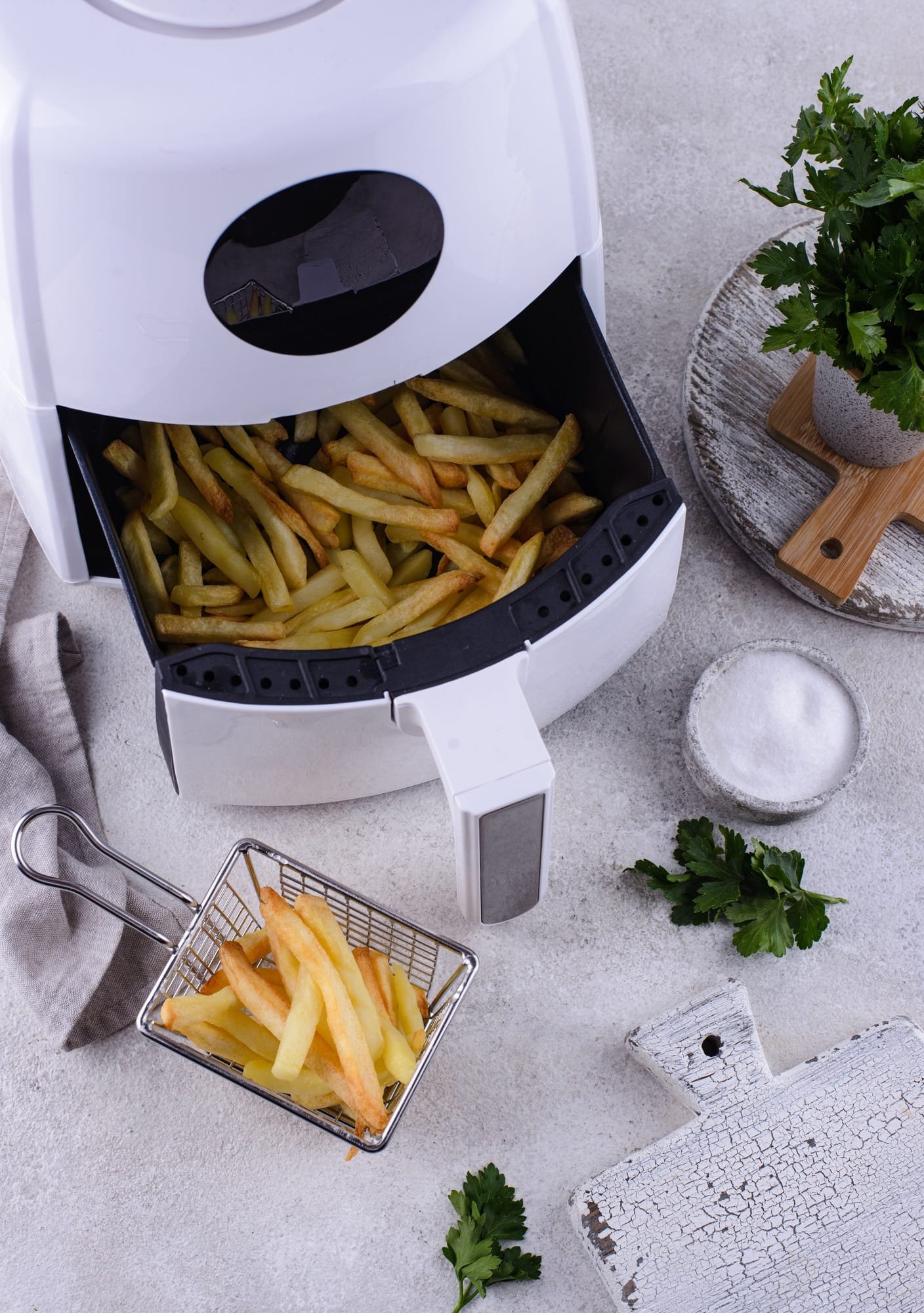 French fries cooked in air fryer